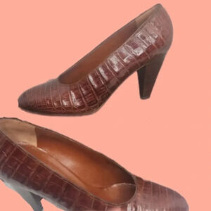 VNTG Maraolo Brown Textured Leather Heels sz 6.5